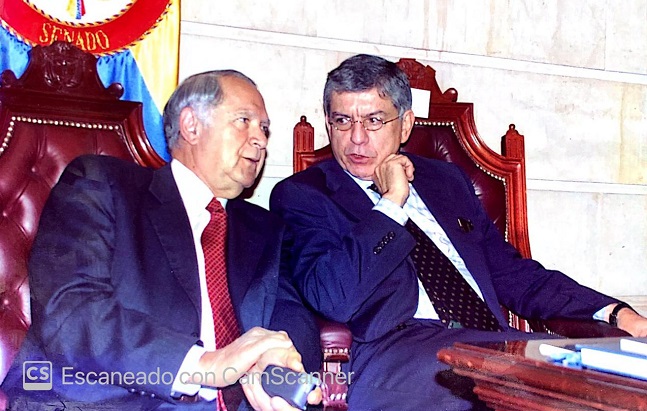Miguel Pinedo Vidal y el expresidente Cesar Gaviria Trujillo. 