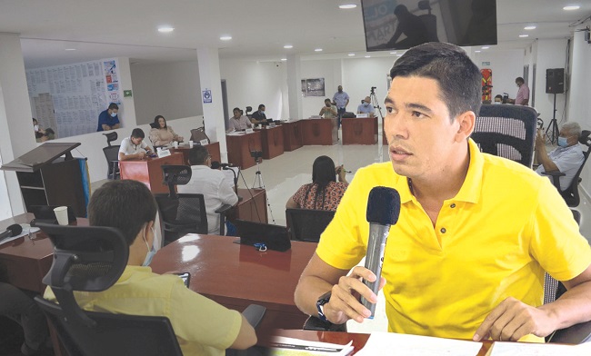 El concejal David Palacio invitó a los secretarios de Hacienda, Educación y secretario general de la Alcaldía para este miércoles en el recinto del Concejo.