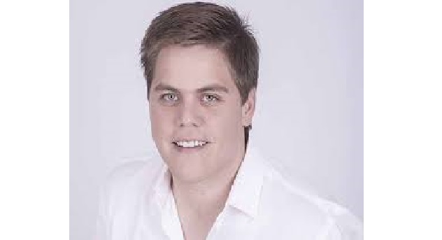 Luis Eduardo Vives.