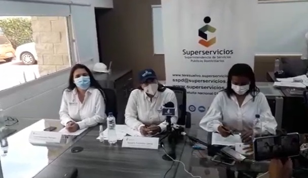 La queja fue hecha por Natasha Avendaño, Superintendente de Servicios Públicos.