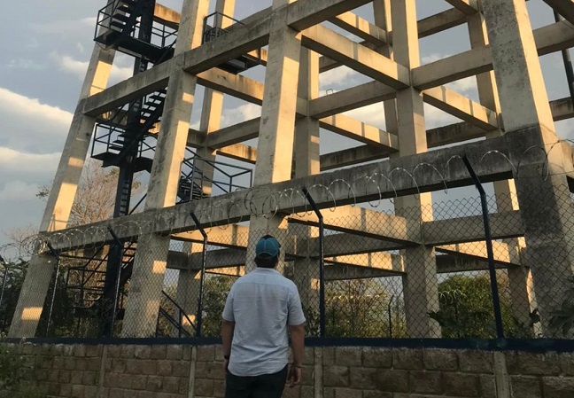 Durante su paso por la Asamblea, Luis Vives constantemente visitó los municipios del Magdalena, identificando obras inconclusas o sin funcionar, y luego llevó esas problemáticas a la corporación para buscarle soluciones. Ahora le apuesta a llevar este control político desde el Congreso de la República.