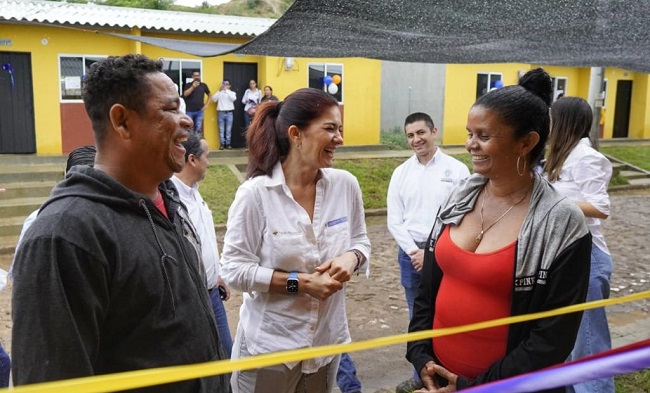Durante el período del presidente Iván Duque, el Fondo Adaptación ha entregado 11.351 viviendas en todo el país con una inversión superior a los $682.417 millones.