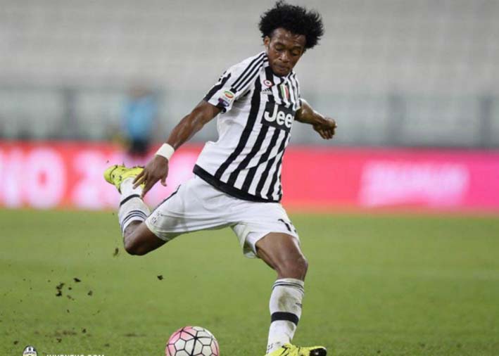 El vigente campeón de la Serie A pagará 16 millones de libras (22 millones de euros) por el habilidoso volante colombiano.