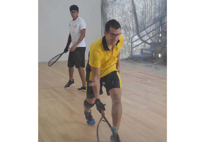 Sebastián Franco, campeón bolivariano en ráquetbol.