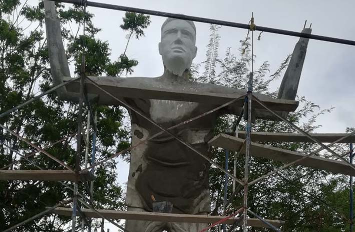 En el parque del sector Rincón de Santa Cruz, se ubica la obra en honor a Falcao.