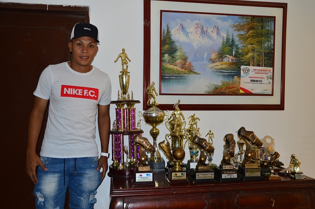 Rivaldo Correa jugador samario que estará con la selección Colombia en el sudamericano sub 20 en chile.
