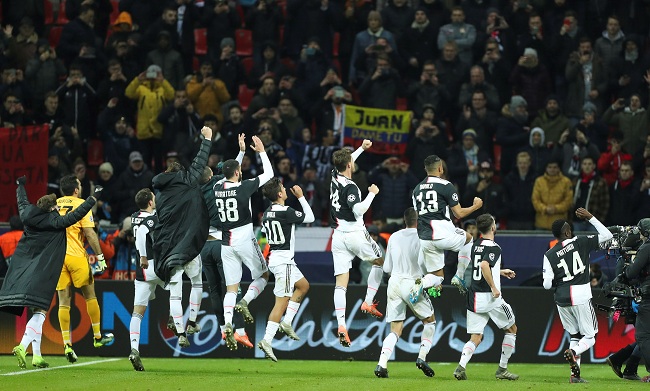 Cristiano Ronaldo y  Gonzalo Higuaín le dieron el triunfo a la Juventus.