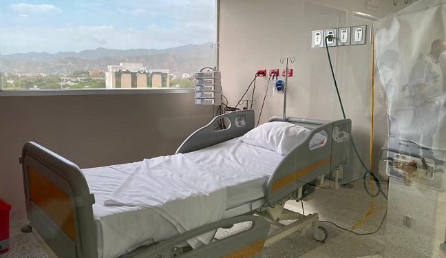 El pasado viernes, el Hospital Universitario Julio Méndez Barreneche recibió 14 camas destinadas a la Unidad de Cuidados Intensivos.