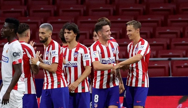 Los jugadores del Atlético de Madrid celebran el gol de Álvaro Morata ante el Mallorca, durante el encuentro correspondiente a la jornada 34