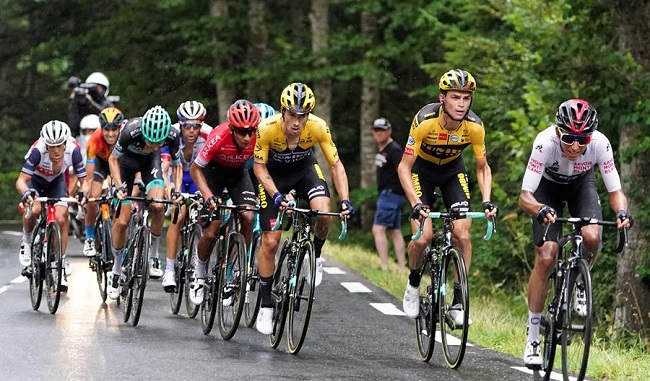 Primoz Roglic dejó plantados a todos sus rivales y explicó con hechos quién es el patrón del Dauphiné, quién cuenta con un equipo de lujo y quién quiere ganar este año el Tour de Francia.