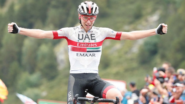 El ciclista esloveno Tadej Pogacar del UAE Team Emirates, jugó al fútbol algunos años antes de decantarse por la bicicleta.