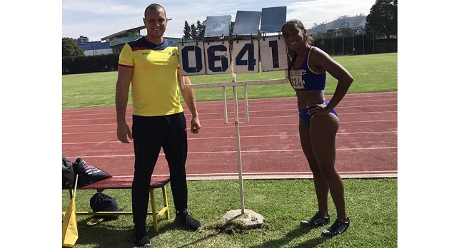 Natalia Linares y Martín Suárez, entrenador.