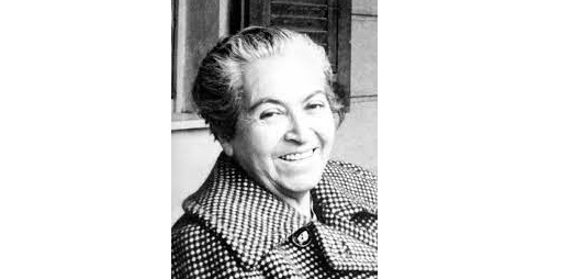 En la década de 1930 Gabriela Mistral dictó numerosas conferencias y clases en Estados Unidos, Centro América y Europa.