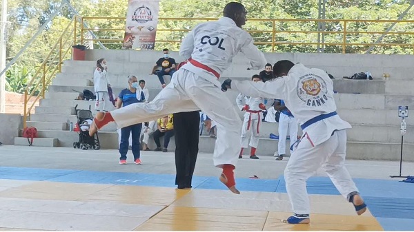 En el evento participarán más de 350 deportistas que se dividirán en categorías sub-8, sub-10, sub-12, sub-14, sub-16, sub-18, sub-21, mayores, máster y parajiujitsu.