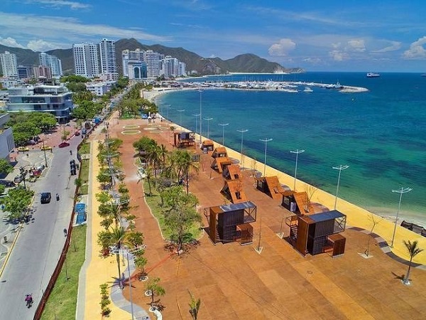 En este camellón frente a la bahía más hermosa de américa 36 atletas pertenecientes a los comités olímpicos de Barbados, Costa Rica, El Salvador, Guatemala, Jamaica, México, Puerto Rico, República Dominicana, Venezuela y Colombia buscaran llegar a los más alto del podio para el orgullo de sus coterráneos.  