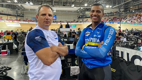 Kevin Santiago Quintero, ganador de la medalla de bronce en los Campeonatos del Mundo que se disputan en Saint Quentin en Yvelines.
