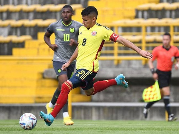 El seleccionado lidera el grupo A junto a selecciones de alto nivel como Argentina y Brasil. 