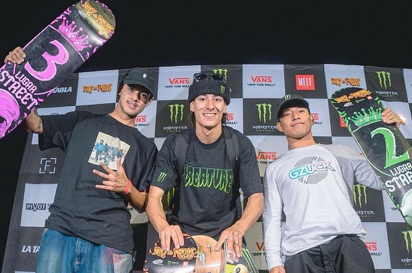 hancarlos González y Jazmín Álvarez, se llevaron el título y subtítulo, respectivamente, del Campeonato Invitacional Rey de Reyes de skateboarding.
