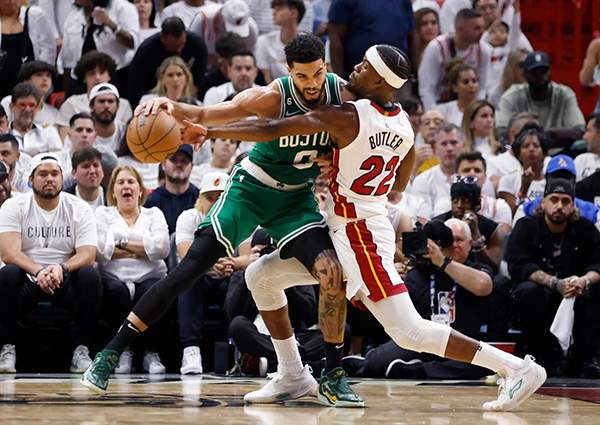 El balance es de 0-150 para los equipos que iban perdiendo 0-3 en una serie ‘playoffs’, pero los Celtics lucen un 3-0 en partidos de vida o muerte.