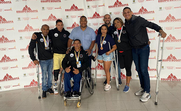 Entre los deportistas y cuerpo técnico que participó en el clasificatorio de la ciudad de Bogotá se destacan miembros de la Alma Mater. 