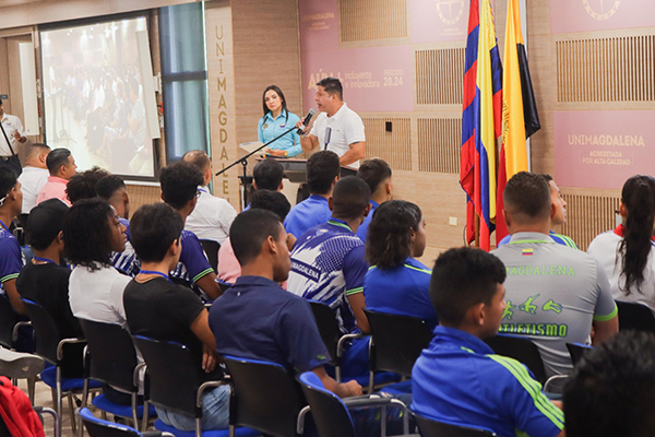 El Doctor Pablo Vera Salazar, Rector de la Institución, presidió la jornada en donde destacó las acciones e iniciativas para apostarle al deporte como fuente de vida en la comunidad universitaria.
