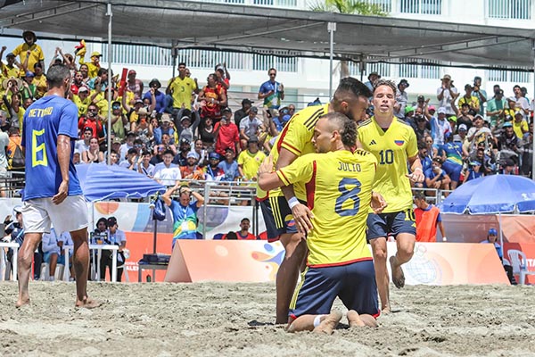Colombia intentó conseguir otro distintivo en la final ante Brasil pero los locales cayeron 6x3.