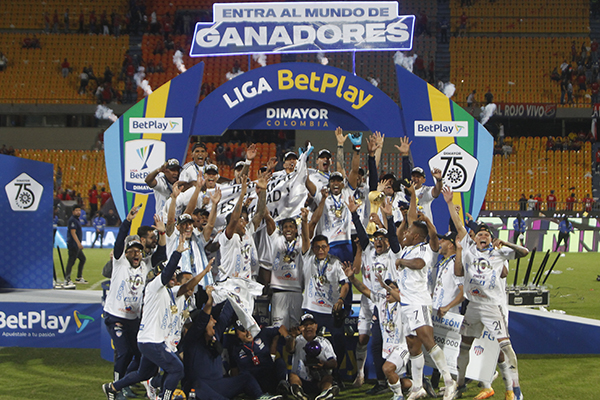 El equipo barranquillero se impuso por los cobros de punto penal y logró conseguir la tan anhelada estrella que se le fue esquiva desde 2018. 