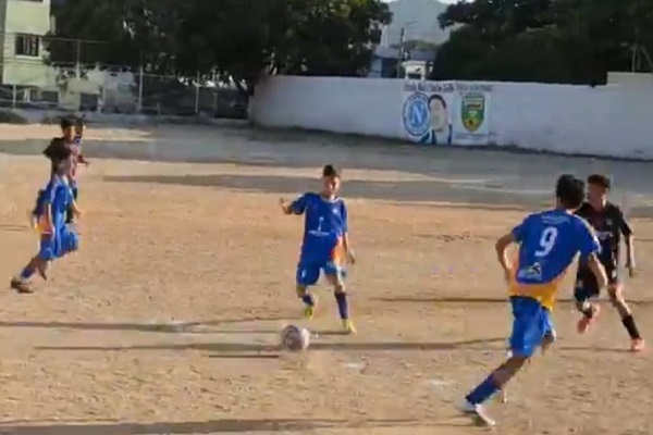 En la Imagen el segundo enfrentamiento del día, Santa Marta FC y Deportivo Al Hilal protagonizaron un encuentro, en el cual Santa Marta FC logró asegurar sus primeros tres puntos en la tabla de posiciones.