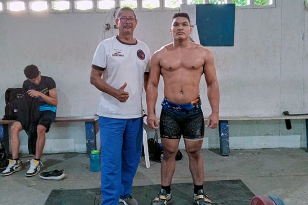  Edison Calero caballero deportista samario Selección Colombia. que estará participando en el mundial juvenil en León España mañana.