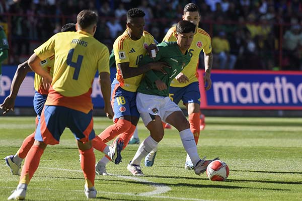  Aunque Colombia no logró salir con un resultado favorable en su visita a Bolivia, el partido dejó claro el espíritu de lucha del equipo. De cara a su próximo compromiso ante Chile.