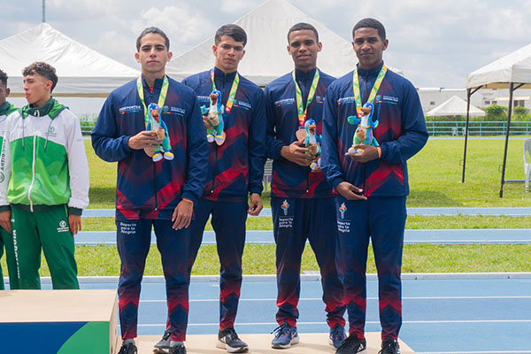 El equipo masculino de relevos 4x400 metros del Magdalena conquistó otra medalla de bronce, para sumar nueva en total en los Juegos Nacionales Juveniles 2024.