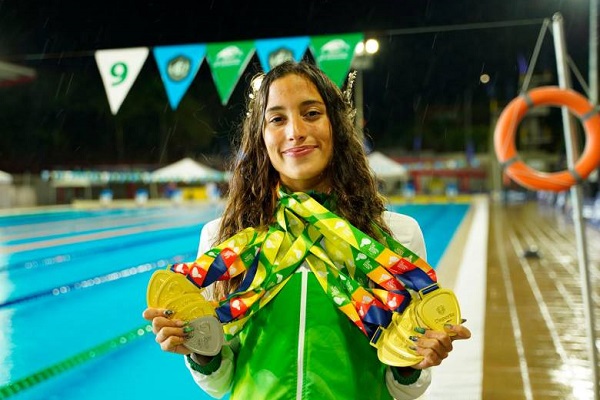 En el retrato la deportista con mejor presentación en los Juegos Nacionales Juveniles.