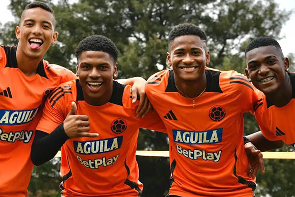 Sandoval, del Betis, y Perea, de Estrasburgo, lideran a Colombia en el Sudamericano Sub-20.