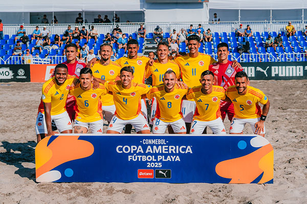 Selección Colombia futbol Playa en la ciudad de Iquique, Chile, disputando la copa América. Selección Colombia futbol Playa en la ciudad de Iquique, Chile, disputando la copa América.