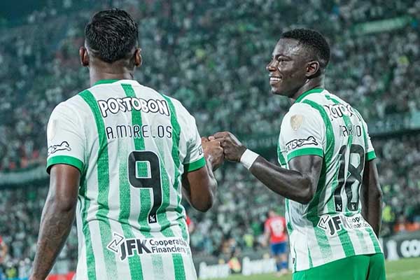 Marino Hinestroza Angulo, extremo ofensivo de Atlético Nacional y de la selección Colombia de mayores.