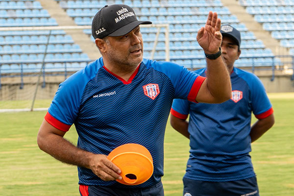 Carlos Silva Socarrás, actual técnico interino del Unión Magdalena. Foto tomada de Facebook Unión Magdalena