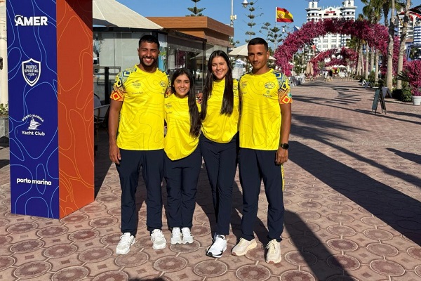 Alexander Jiménez, Valentina Soto, Alejandro Hurtado y Laura Saavedra, nadadores colombianos de aguas abiertas que competirán en el Campeonato Mundial. Foto Federación Colombiana de Actividades Subacuáticas