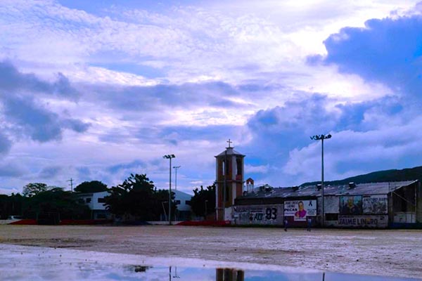 Cancha del barrio ‘El Parque’ en Santa Marta. Foto derechos reservados EL INFORMADOR 