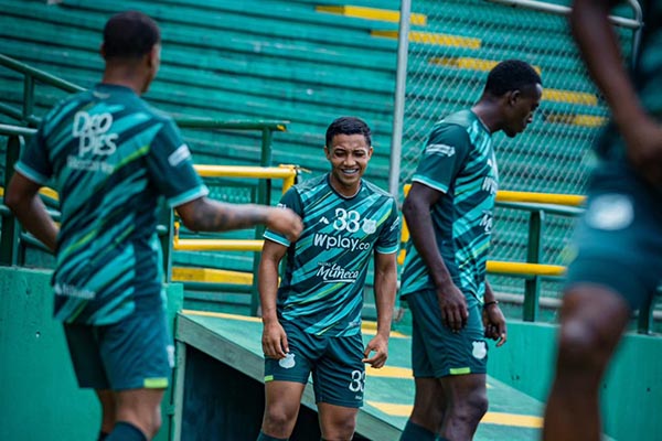 Jugadores del Deportivo Cali entrenando de cara al inicio de la pretemporada 2026. Foto Deportivo Cali