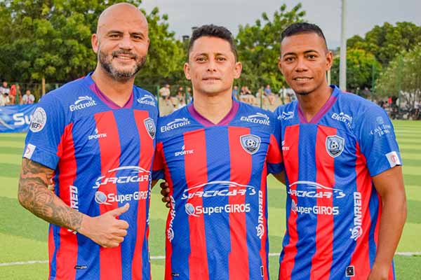 Erwin ‘Alpinito’ Carrillo, Giovanny Hernández y James ‘Taganga’ Castro en el anterior partido de las estrellas en La Ciudadela. Foto Inred Santa Marta Erwin ‘Alpinito’ Carrillo, Giovanny Hernández y James ‘Taganga’ Castro en el anterior partido de las estrellas en La Ciudadela. Foto Inred Santa Marta