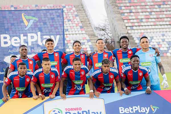 El equipo bananero tiene la obligación de sumar tres puntos y escalar en la tabla de clasificación, donde actualmente está en la sexta posición. Foto Facebook Unión Magdalena