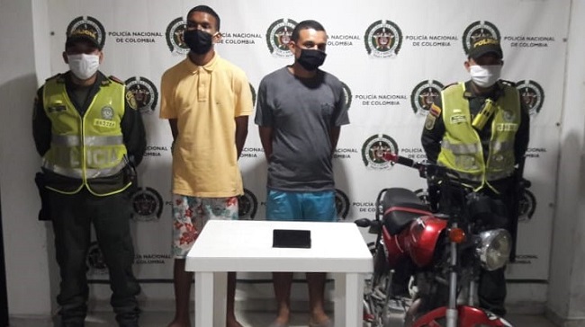 Juan David Villarraga Ramírez y Cristian Javier Salas Ramos fueron capturados por el delito de hurto.