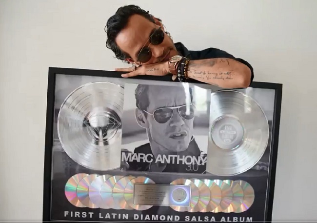 Reconocimiento de su álbum 3.0 como ‘Diamante’ por Billboard. 