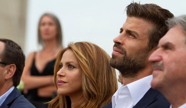 Shakira recordó, que EE.UU. es un país construido con los esfuerzos de los inmigrantes, y que dice ser gran defensor de los valores familiares, por lo que se preguntó entonces cómo pueden tener "políticas de inmigración de una crueldad inimaginable".