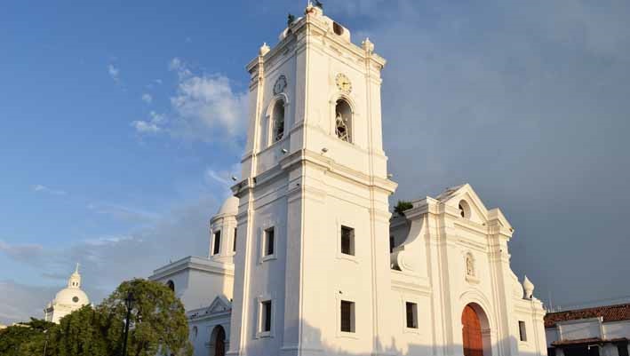 La Misa Exequial tendrá lugar en la Catedral Basílica Menor de Santa Marta.