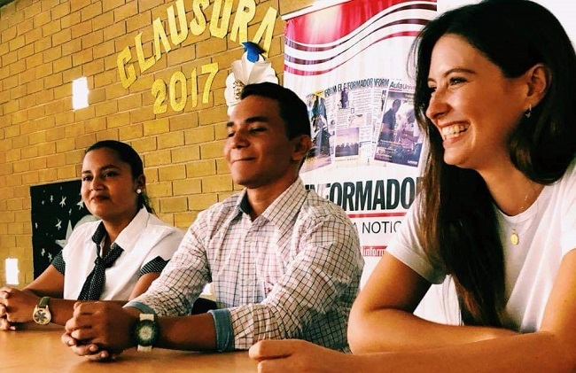 En cada programa se irán explorando con invitados especiales y notas producidas por los jóvenes que hacen parte de la Escuela de Comunicaciones Positivas de la Fundación Casa en el Árbol. 