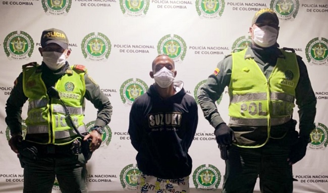 Yonis Pérez Miranda, alias ‘Petetico’, detenido con coca lista para su comercialización.