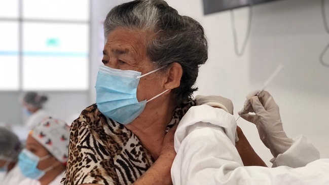 El tercer pico de la pandemia sigue alto y por lo tanto no se ha podido controlar. 