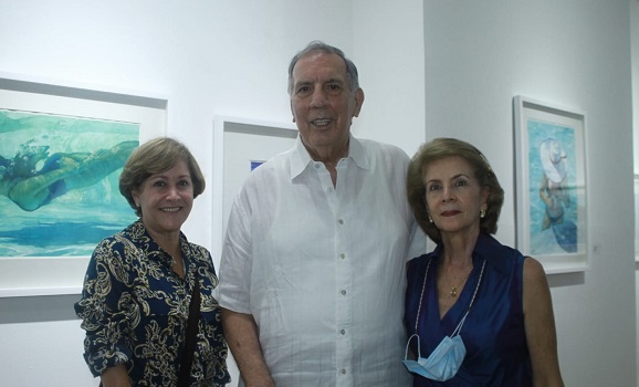 En la gráfica, Silvia García, Juan Federico Bateman y Cristina de Bateman.