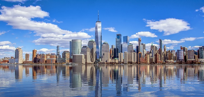 Vista actual de Manhattan desde Jersey, el paisaje cambió y ahora resalta el One World Trade Center con un diseño de espejo. 